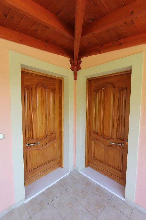 Tosis Apartments Svoronata